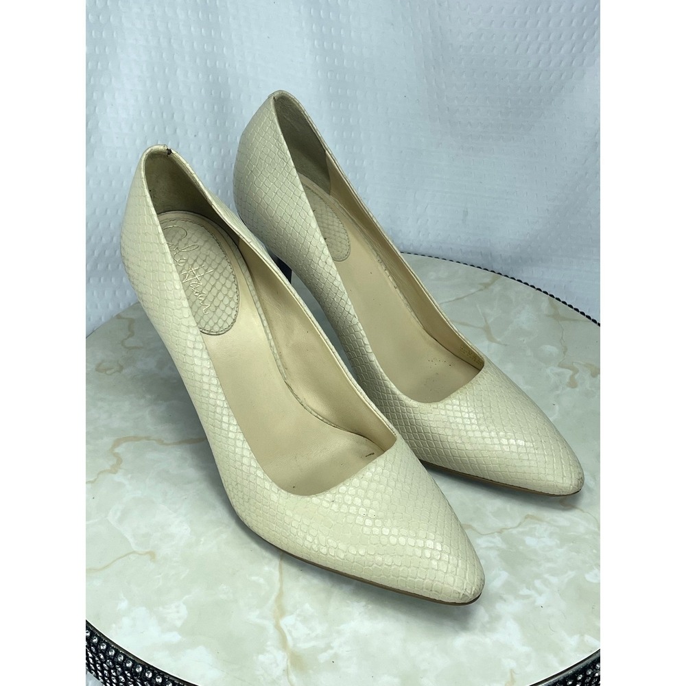 Cole Haan Nike Air Snakeskin Embossed Pumps Womens 8.5 Cream Pointed Toe Heels